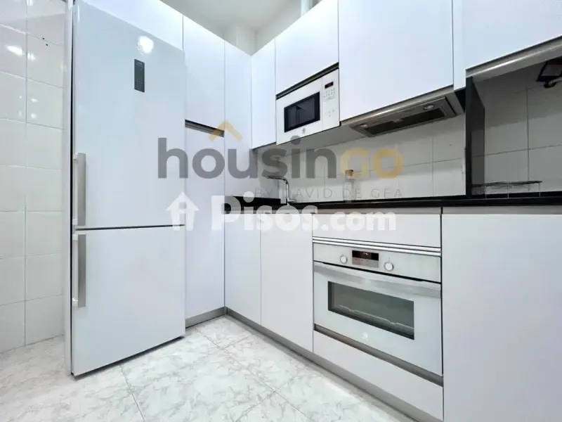 Cucina - Modernised Flat with Patio View in Salamanca
