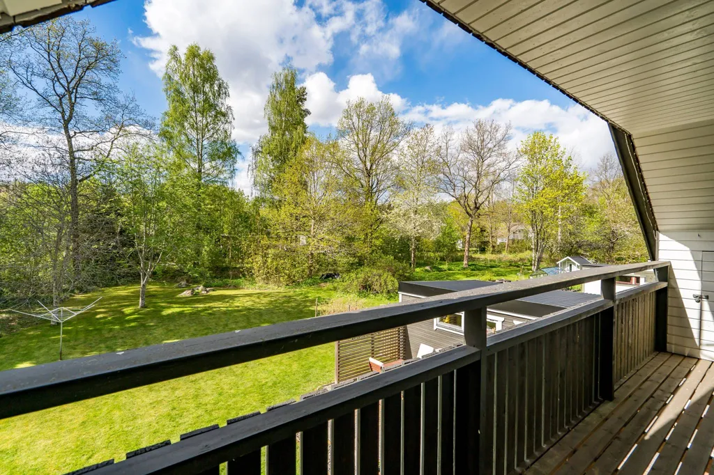 6-toaline maja asukohas Hallsbergs kommun