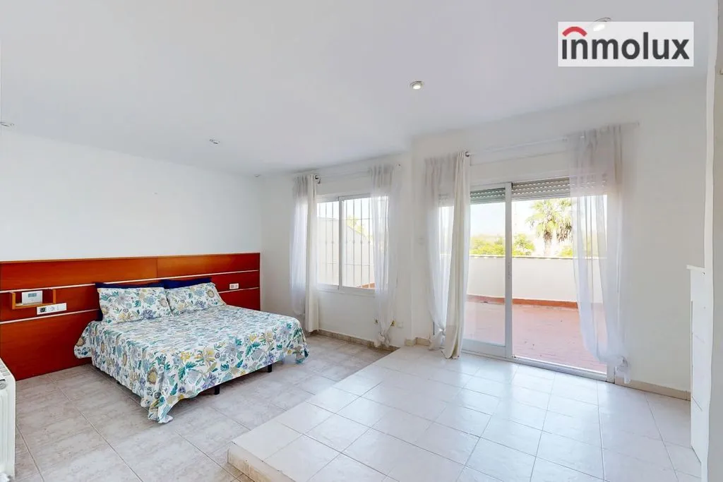 Magamistoad - Luxury Townhouse with Pool in San Juan Playa