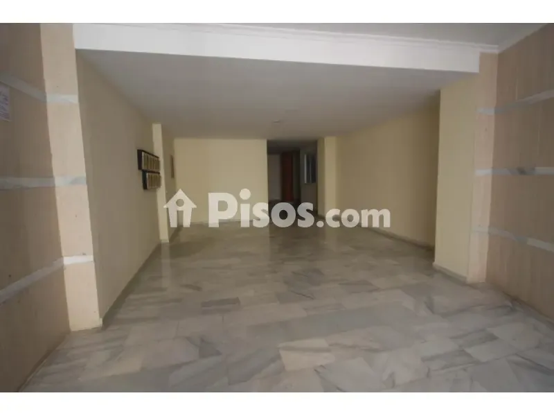 Hallway - Apartment with Private Garage in Ciudad Jardín