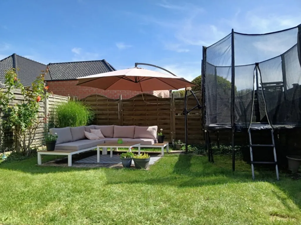 Jardin - Maison Économe en Énergie avec Terrasse à Lede