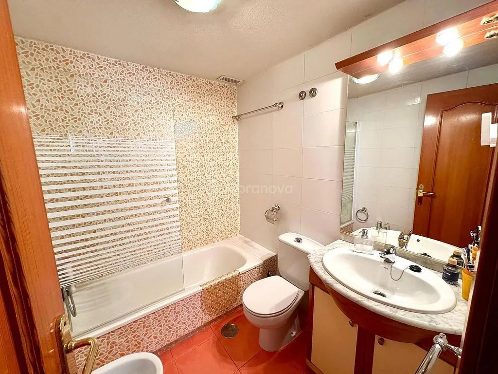 Salles de bain - Terraced Chalet with Garden in Guadalajara