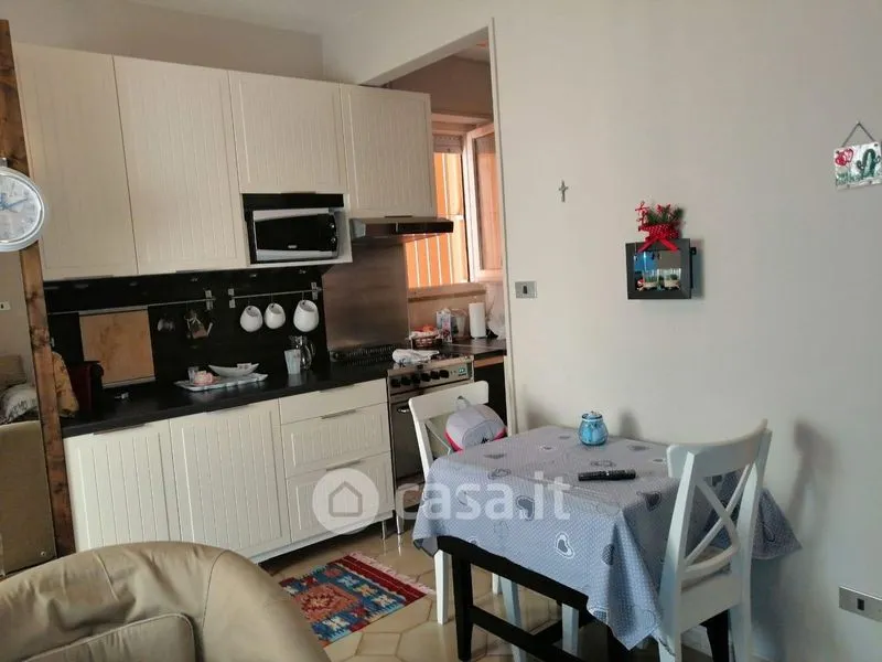 Salle à manger - Fully Furnished Apartment with Sea View in Alghero