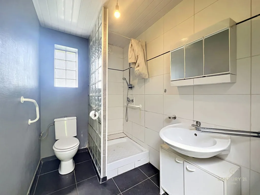 Salles de bain - Appartement de 2 Chambres à Saint-Ghislain