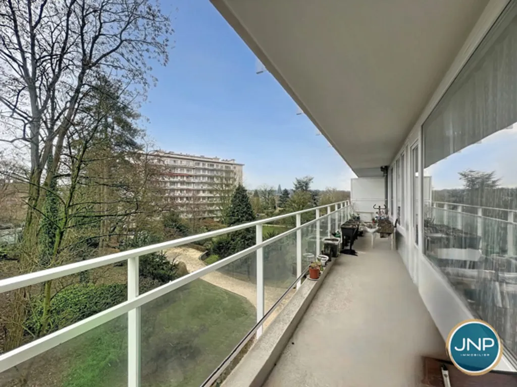 Balcon - Appartement 2 Chambres avec Terrasse à Uccle Centre