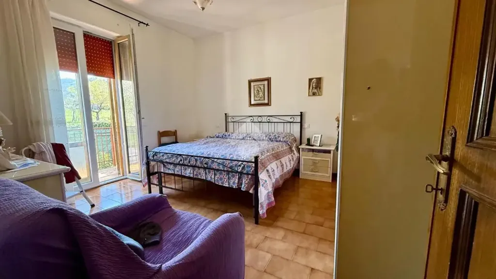 Magamistoad - First Floor Flat with Terraces in Padule, Gubbio