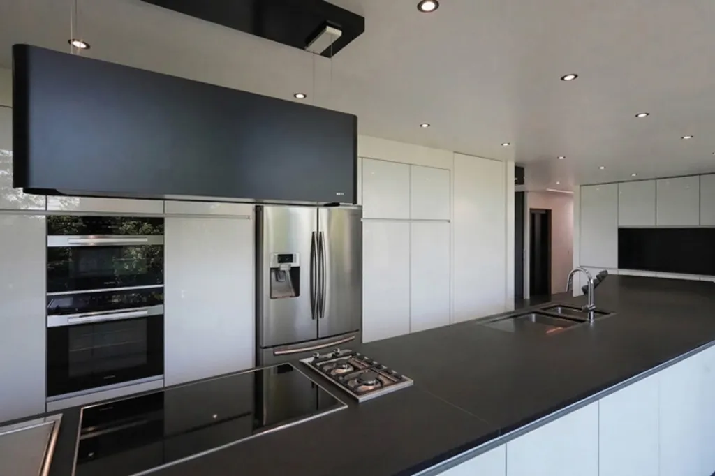 Köök - Fully Automated Villa with Pool in Ath