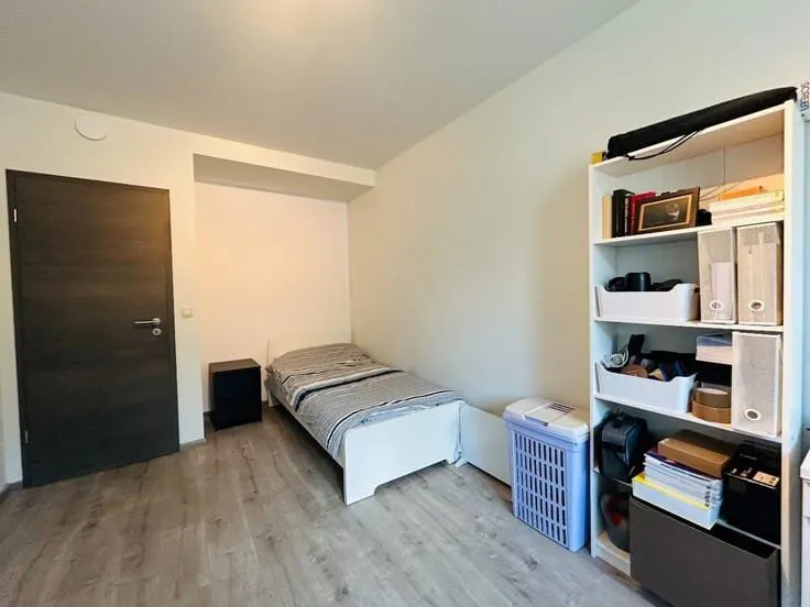 Magamistoad - Flat with Gas Heating, Near Nivelles Centre