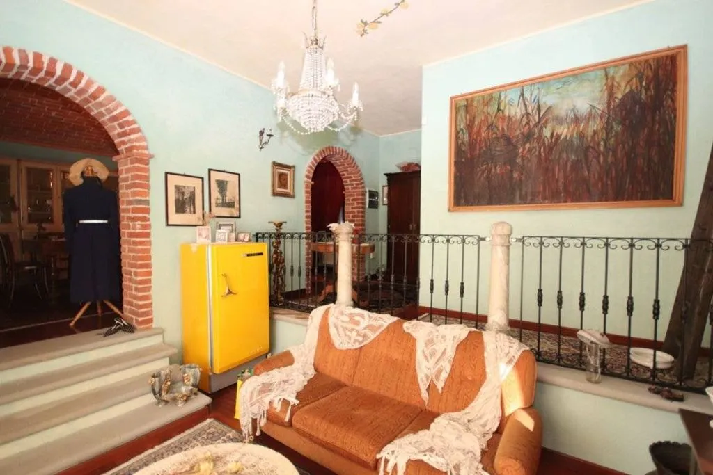 Elutuba - Historic Farmhouse with B&B in La Morra