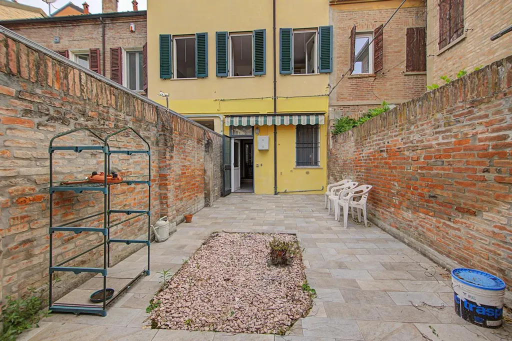 Jardin - Terraced House with Private Garden in Ferrara