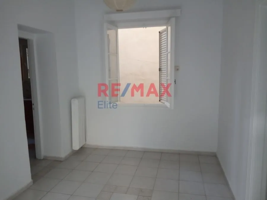 Toad - Apartment with Garden in Kallithea, Athens