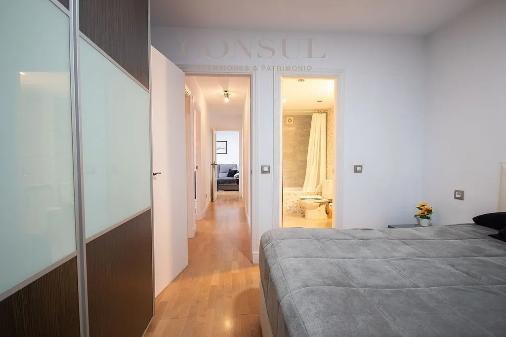 Chambres - 3-Bedroom Apartment with Balcony in La Banda