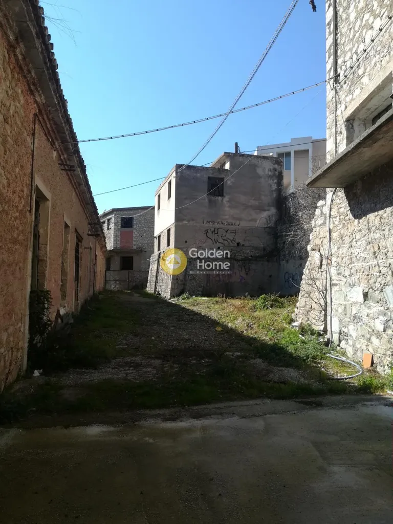 Jardin - Industrial Complex with Multiple Buildings in Lamia Centre
