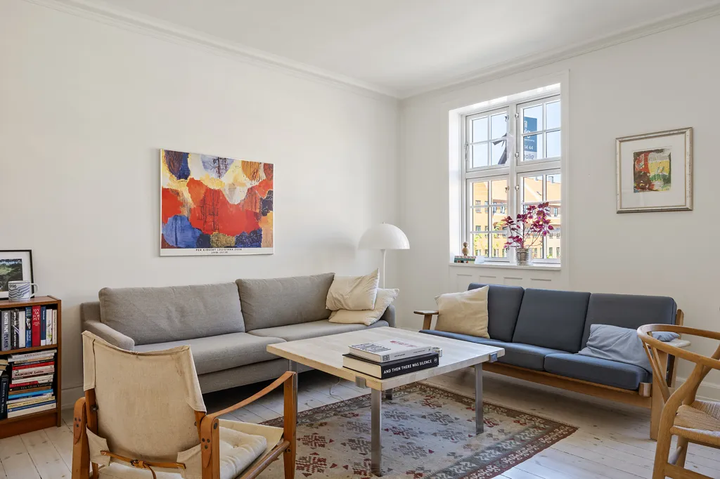 Séjour - Classic Flat with Light near Reunification Square