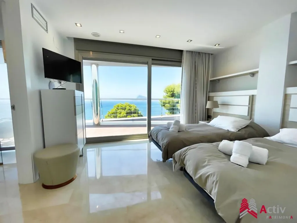 Bedrooms - Luxury House with Seafront Views in Altea
