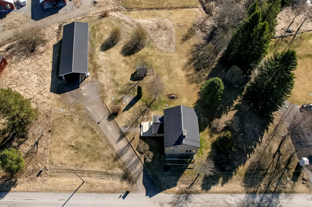 Vista aerea - Renovated Villa with Workshop in Degernäs