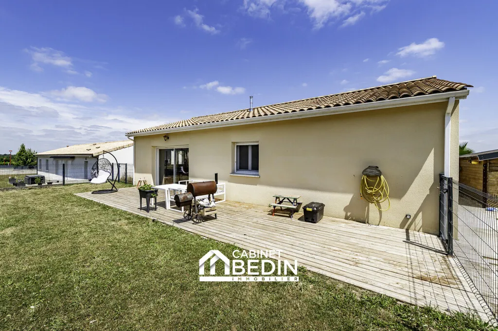 Jardin - Maison Moderne avec Piscine près de Saint-André-de-Cubzac