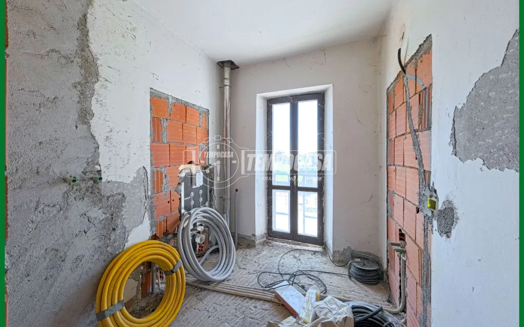 Pièces - Rustic House with Panoramic Views in Arcisate
