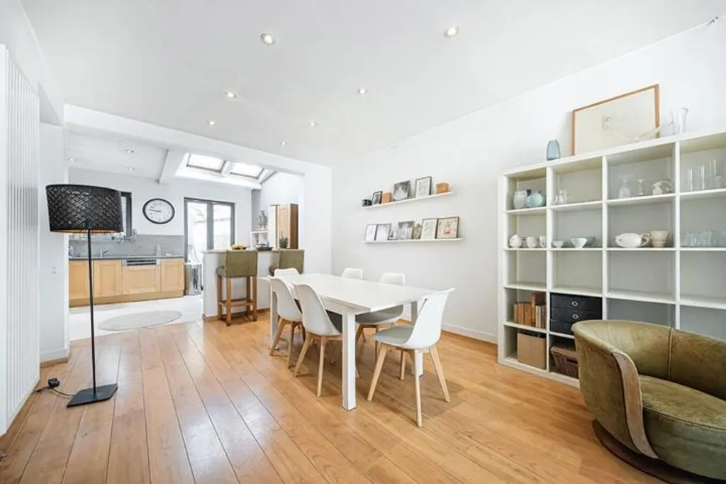 Dining Room - Renovated 3-Fronted House in La Hulpe
