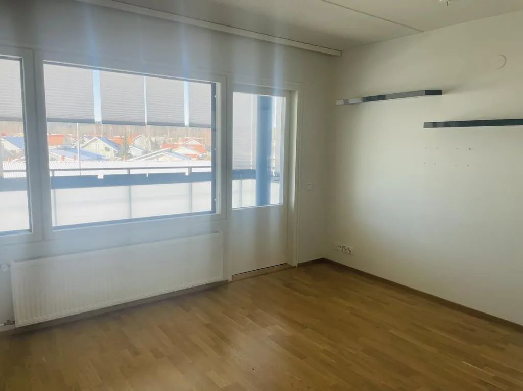 Rooms - Bright Apartment with Balcony in Nummela