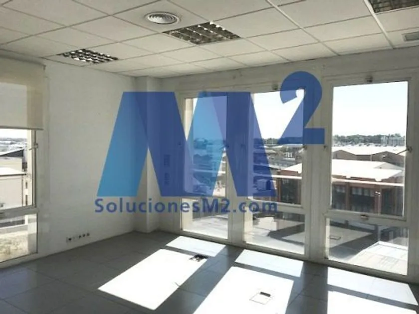 Bureau - Mixed-Use Building with Office Space in Alcobendas