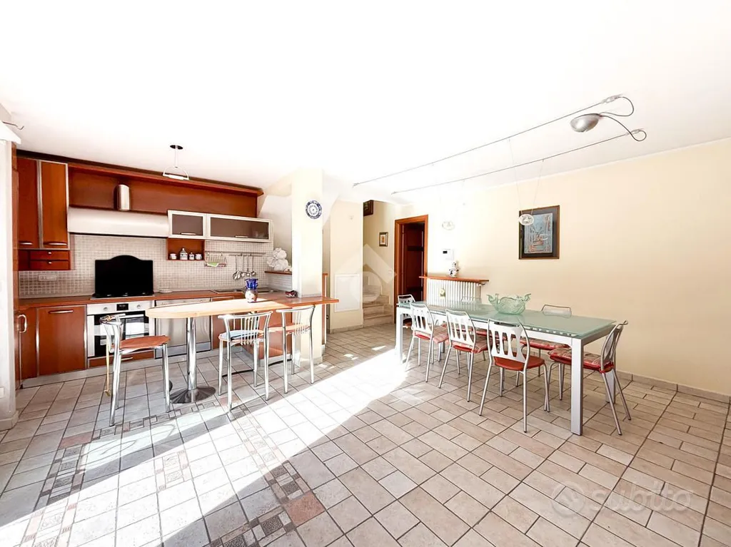 Söögituba - Semi-Independent Villa with Garden in L'Aquila