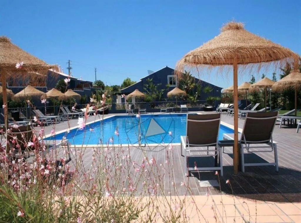 Bassein - Operational Resort Hotel with Villas in Praia Da Luz