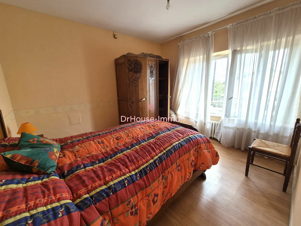 Magamistoad - Stone House with Large Garden in Gorron Centre