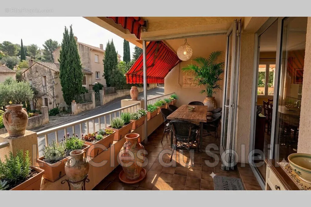 Terrasse - Appartement T2 avec Terrasse au Centre de Bandol