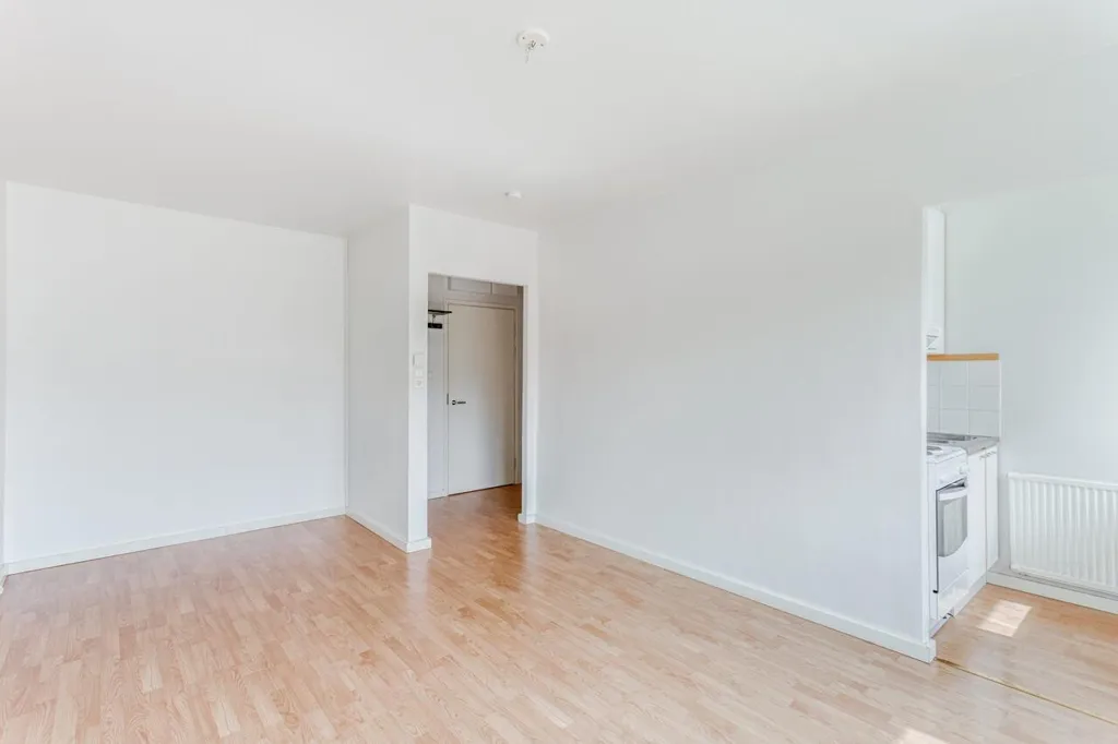 Pièces - Bright Studio Apartment in Haaga, Helsinki