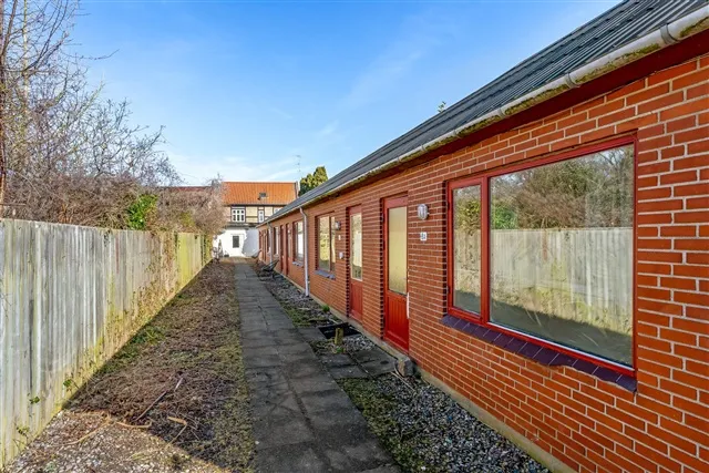 Jardin - Renovated Apartment with New Kitchen in Årby