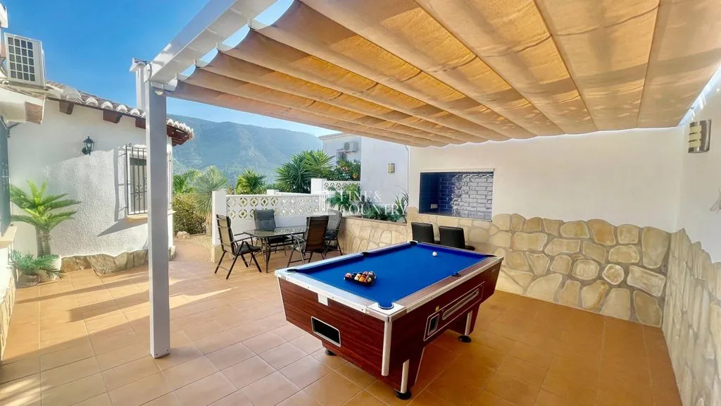 Terrass - Modern Villa with Panoramic Views in Pedreguer