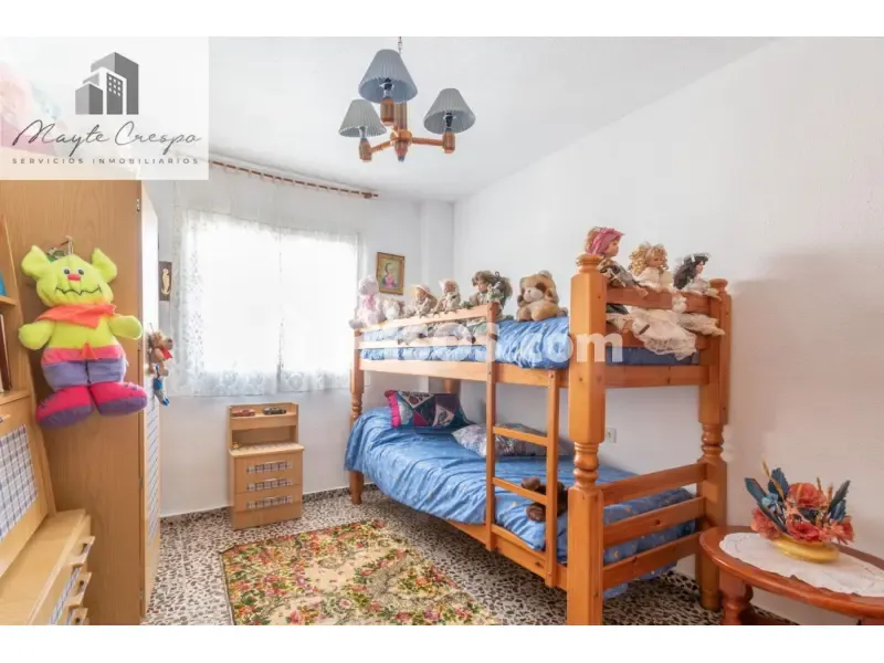 Magamistoad - Corner House with Pool in Atarfe