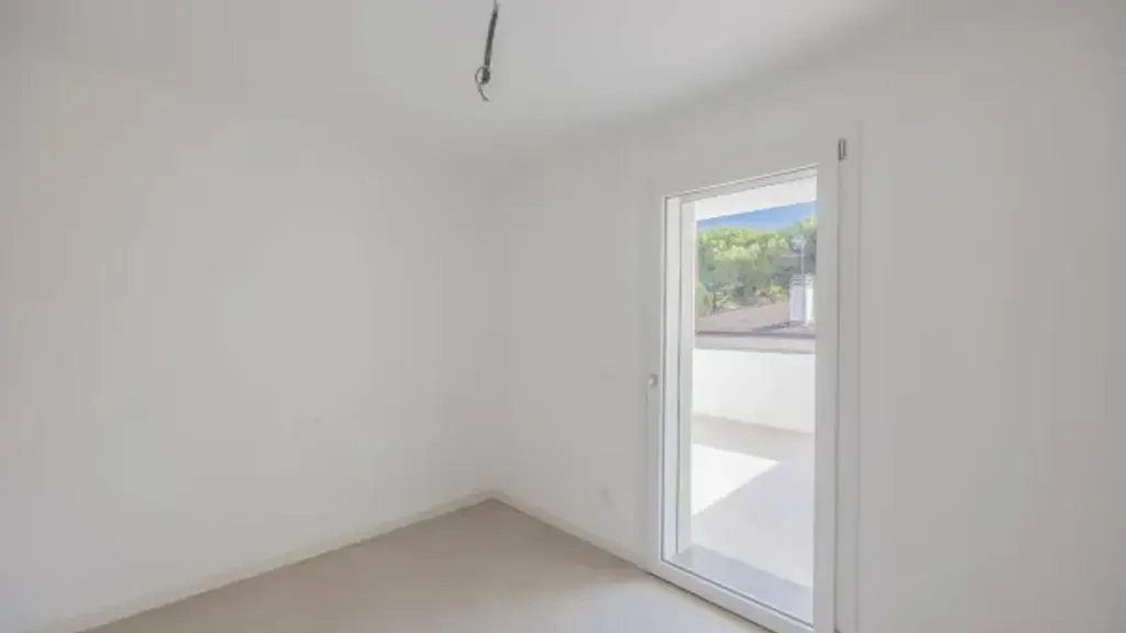 other_room
