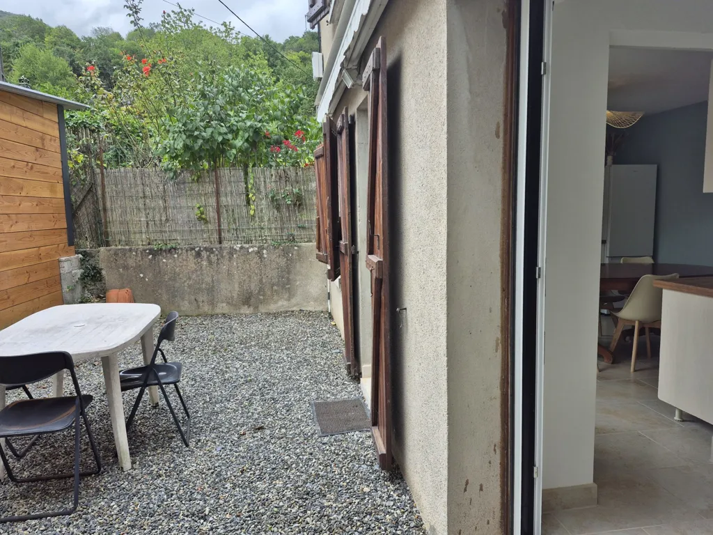 Terrazza - Renovated House with Garden in Sarrancolin