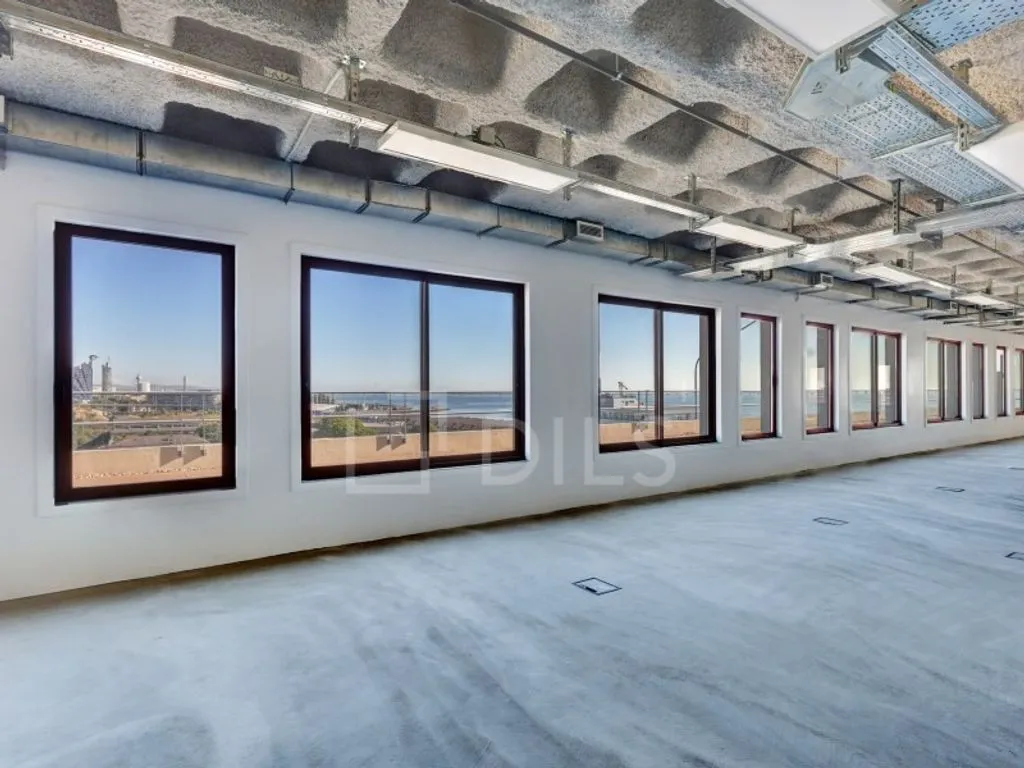 Toad - Office with River View in Marvila, Lisbon