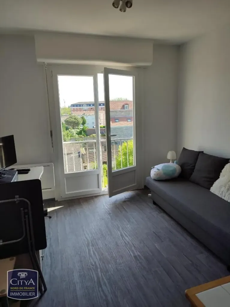 Elutuba - Studio with Balcony in Cambrai