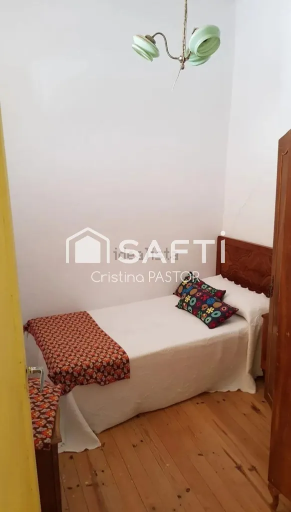 Chambres - Spacious Adjoined Chalet with Bodega in Valderas