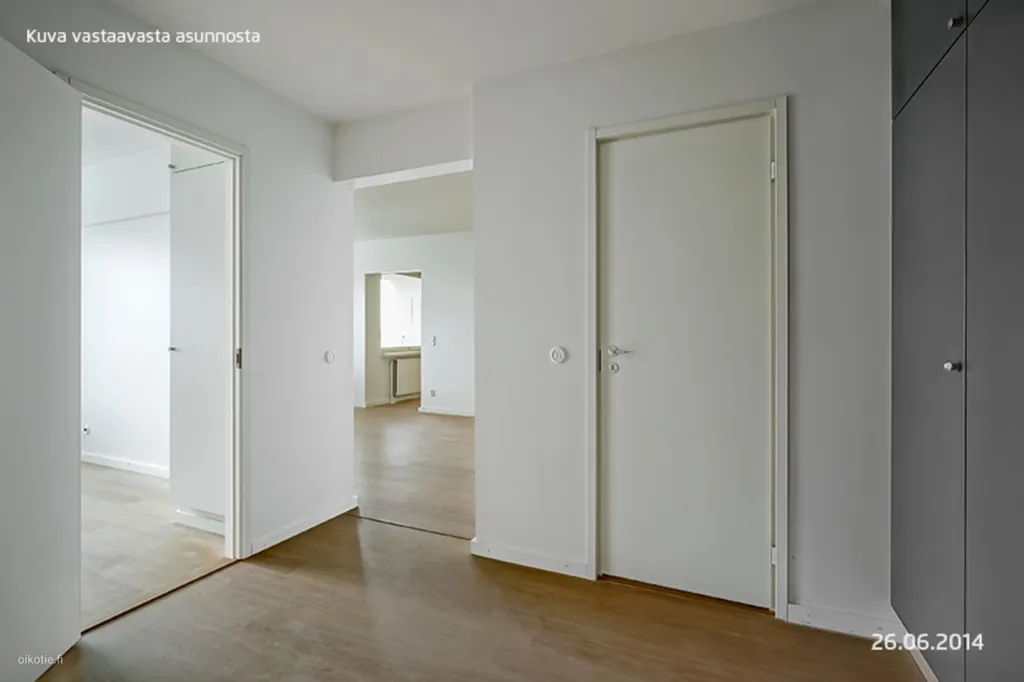 Esik - Modernised Apartment with Balcony in Tapiola