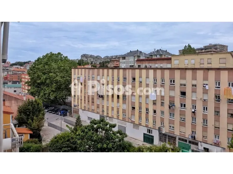 Balcon - Apartment for Renovation with Trunk in Santander