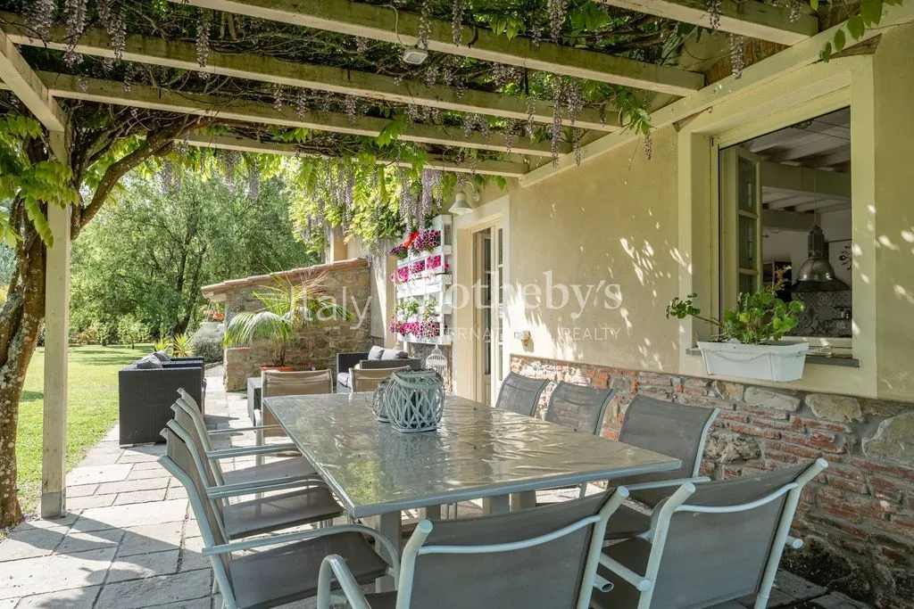 Terrasse - Tuscan Farmhouse with Pool in Lucca