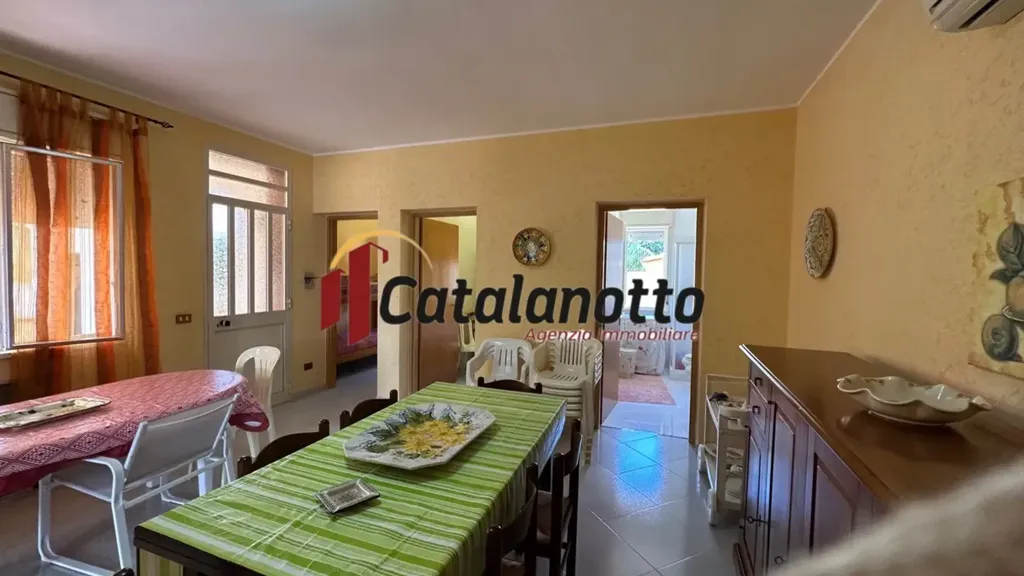 Salle à manger - Villa with Veranda in Triscina, Castelvetrano