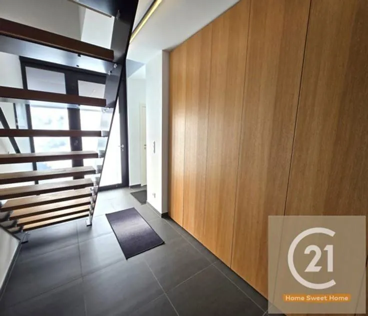Entrée - Appartements à Vilvoorde, Proximité des Transports