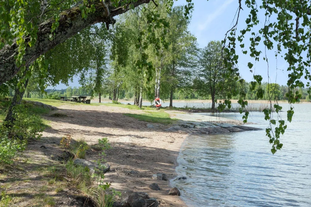 Lake View Property with Multiple Houses in Nyköping