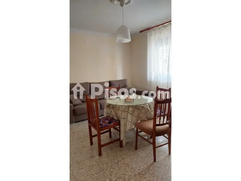 Comedor - Piso exterior con balcón en Calle de García de Loaysa