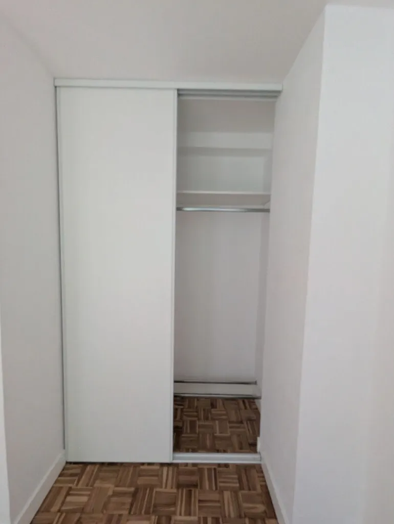 Toad - Renovated Flat with Balcony and View in Brest