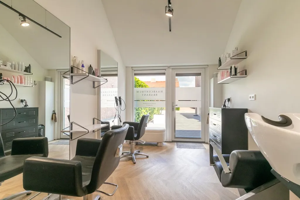 Toad - Luxury Two-Storey House with Overkapping in Moergestel