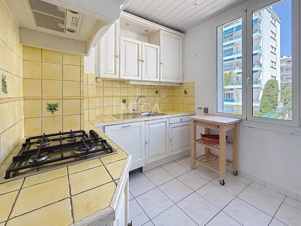 Cucina - Two-Bedroom Apartment with Sea View in Nice