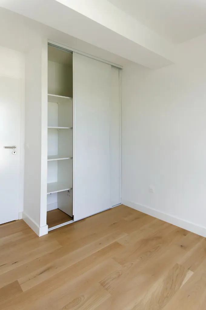 Toad - New 4-Piece Apartment with Terrace in Bordeaux