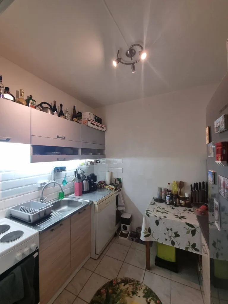 Cucina - Apartment with Garden View in Budapest 14th District